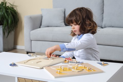 Drewniane puzzle Montessori „Kogut” z pinezkami
