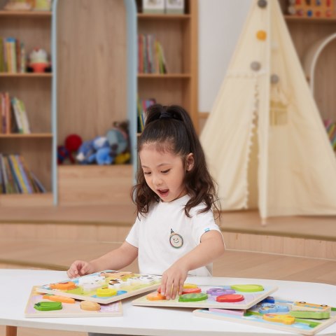 Drewniane puzzle układanka Montessori 2w1 „Figurki Farma” Drewniane puzzle układanka Montessori 2w1 „Figurki Farma”