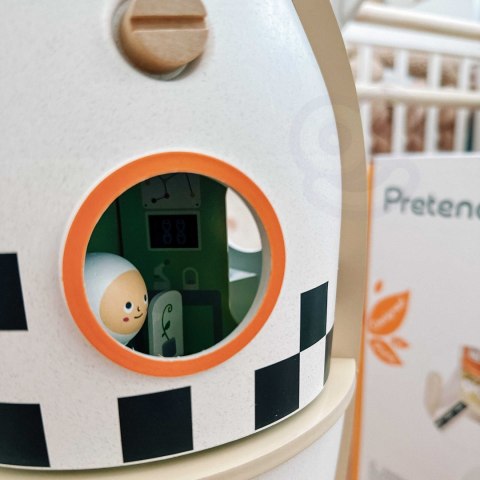 Drewniana rakieta – domek dla dzieci z figurkami i akcesoriami Drewniana rakieta – domek dla dzieci z figurkami i akcesoriami