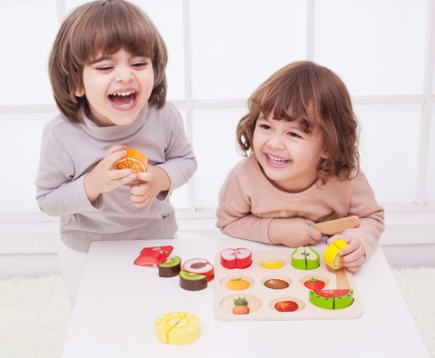 Drewniany zestaw do krojenia owoców na rzepy Montessori (20 el.) Drewniany zestaw do krojenia owoców na rzepy Montessori (20 el.)