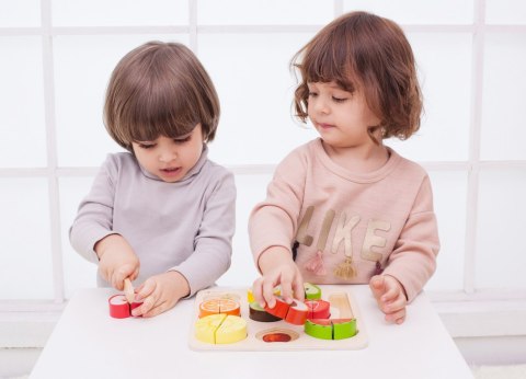 Drewniany zestaw do krojenia owoców na rzepy Montessori (20 el.) Drewniany zestaw do krojenia owoców na rzepy Montessori (20 el.)