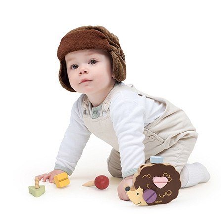 Drewniana zabawka konstrukcyjna – jeżyk ze śrubkami Montessori